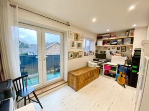 Photo 7- click for photo gallery